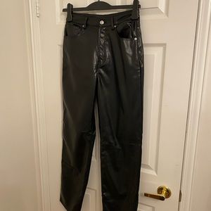 FAUX LEATHER BLACK PANTS